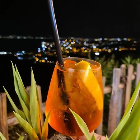 Incanto Golden Place *