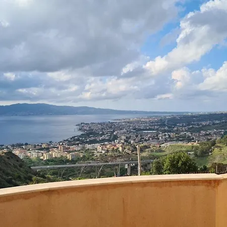 Incanto Πανσιόν Archi (Messina)