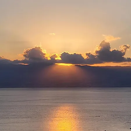 Incanto Πανσιόν *